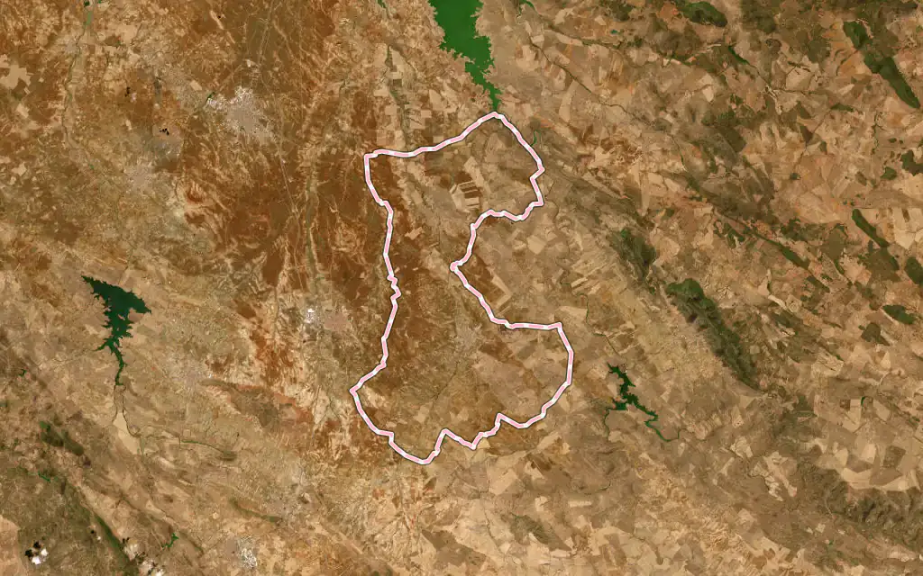 Vista satélite de Ribera del Fresno con su contorno administrativo