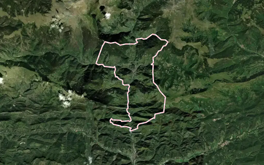 Vista satélite de Ribes de Freser con su contorno administrativo