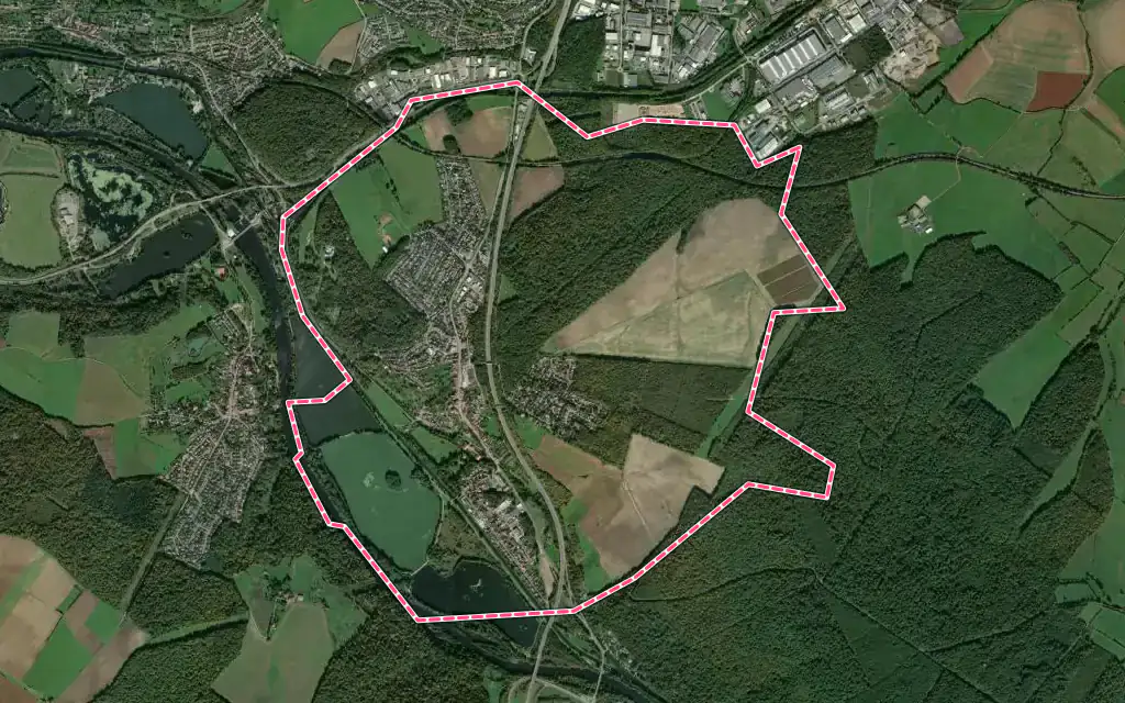 Vue satellite de Richardménil avec ses contours administratifs