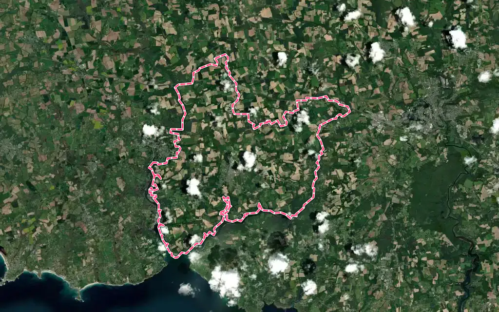 Vue satellite de Riec-sur-Bélon avec ses contours administratifs