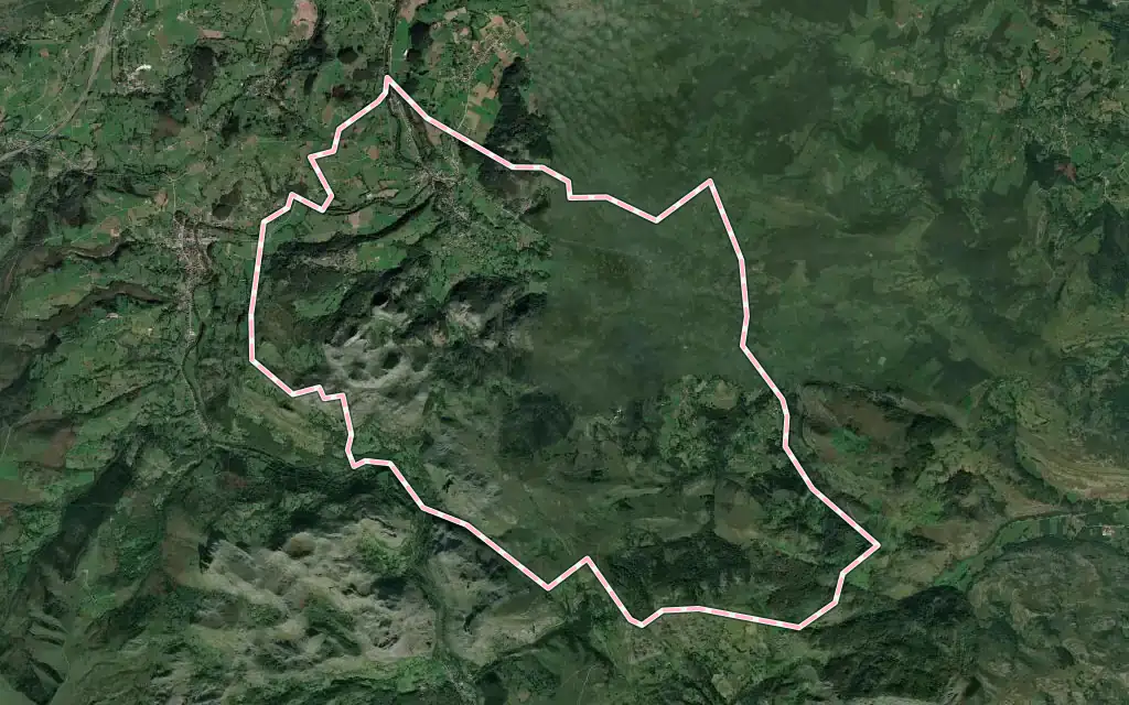 Vista satélite de Riotuerto con su contorno administrativo