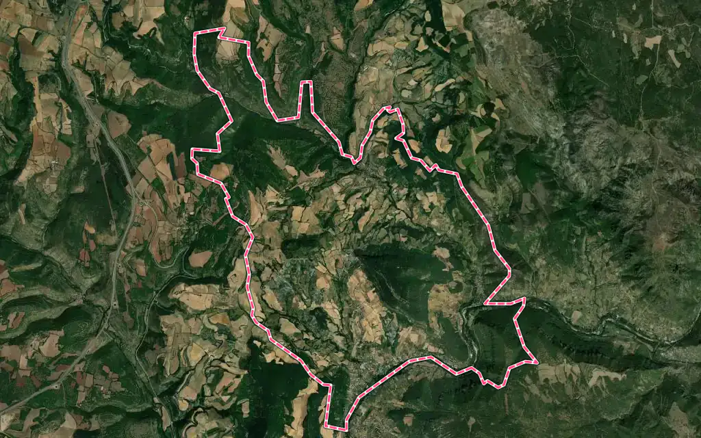 Vue satellite de Rivière-sur-Tarn avec ses contours administratifs