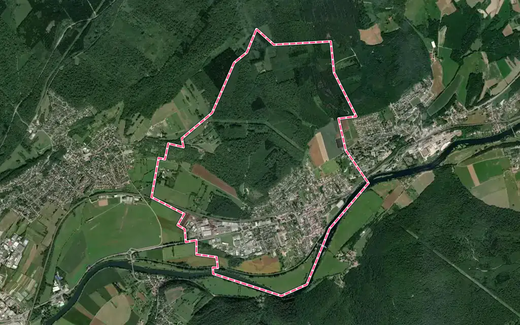 Vue satellite de Roche-lez-Beaupré avec ses contours administratifs