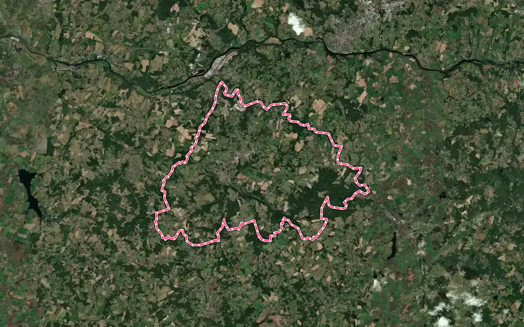 Vue satellite de Rochechouart avec ses contours administratifs