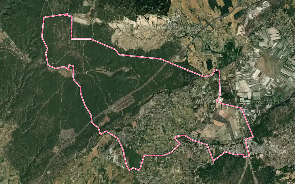 Vue satellite de Rochefort-du-Gard avec ses contours administratifs