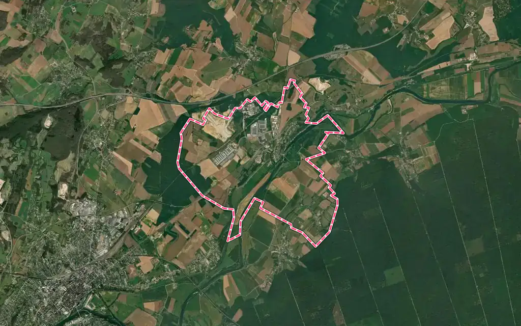 Vue satellite de Rochefort-sur-Nenon avec ses contours administratifs