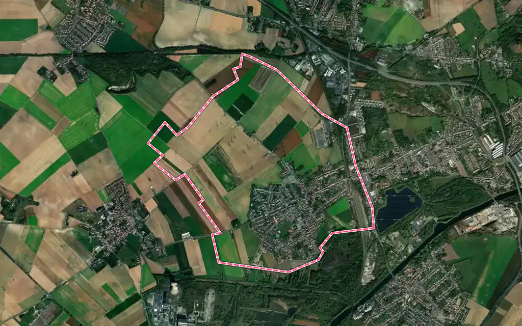 Vue satellite de Rœulx avec ses contours administratifs