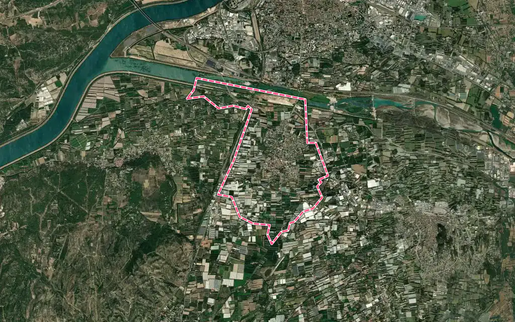 Vue satellite de Rognonas avec ses contours administratifs