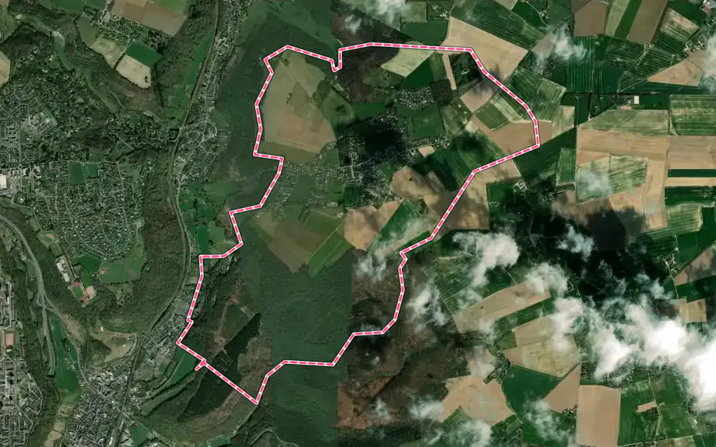 Vue satellite de Roncherolles-sur-le-Vivier avec ses contours administratifs