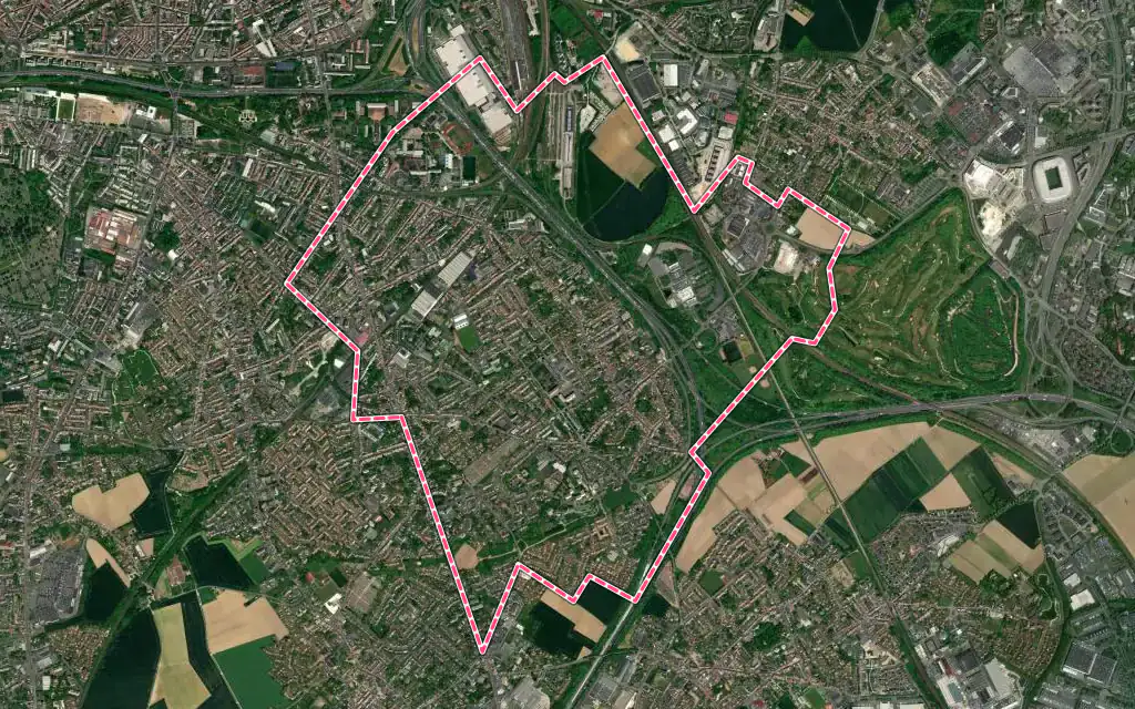Vue satellite de Ronchin avec ses contours administratifs