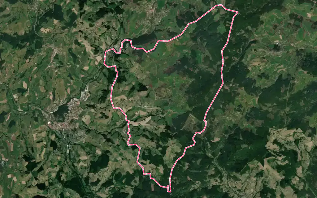 Vue satellite de Ronno avec ses contours administratifs