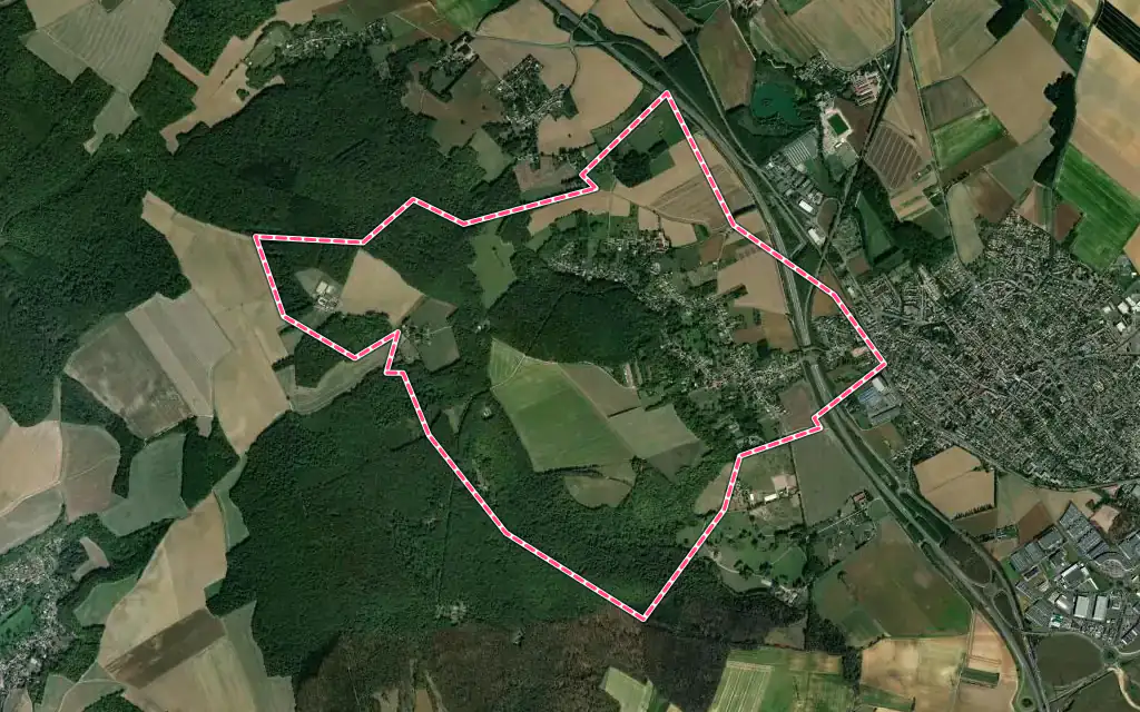 Vue satellite de Ronquerolles avec ses contours administratifs