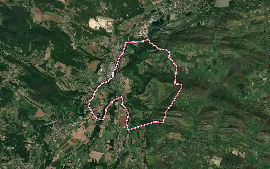 Vue satellite de Roquefort-sur-Garonne avec ses contours administratifs