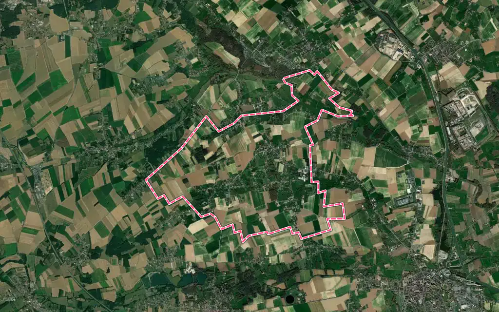 Vue satellite de Roquetoire avec ses contours administratifs