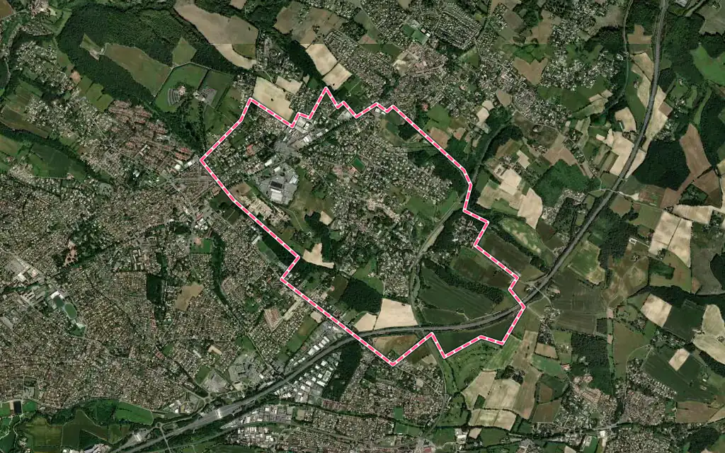 Vue satellite de Rouffiac-Tolosan avec ses contours administratifs
