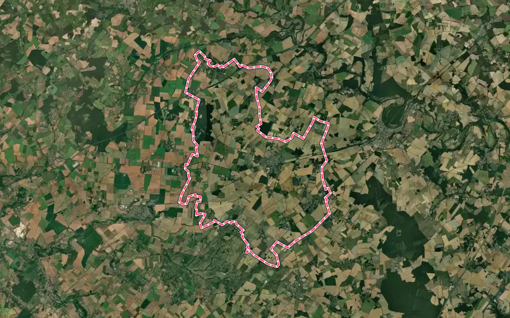 Vue satellite de Rouillé avec ses contours administratifs