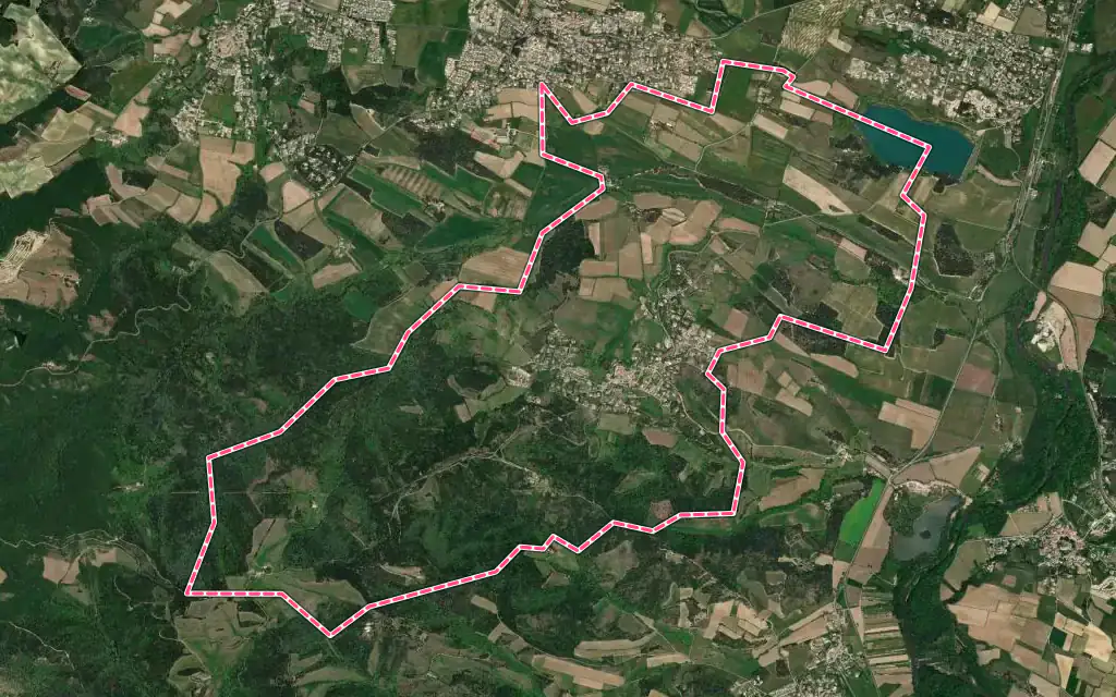 Vue satellite de Roullens avec ses contours administratifs