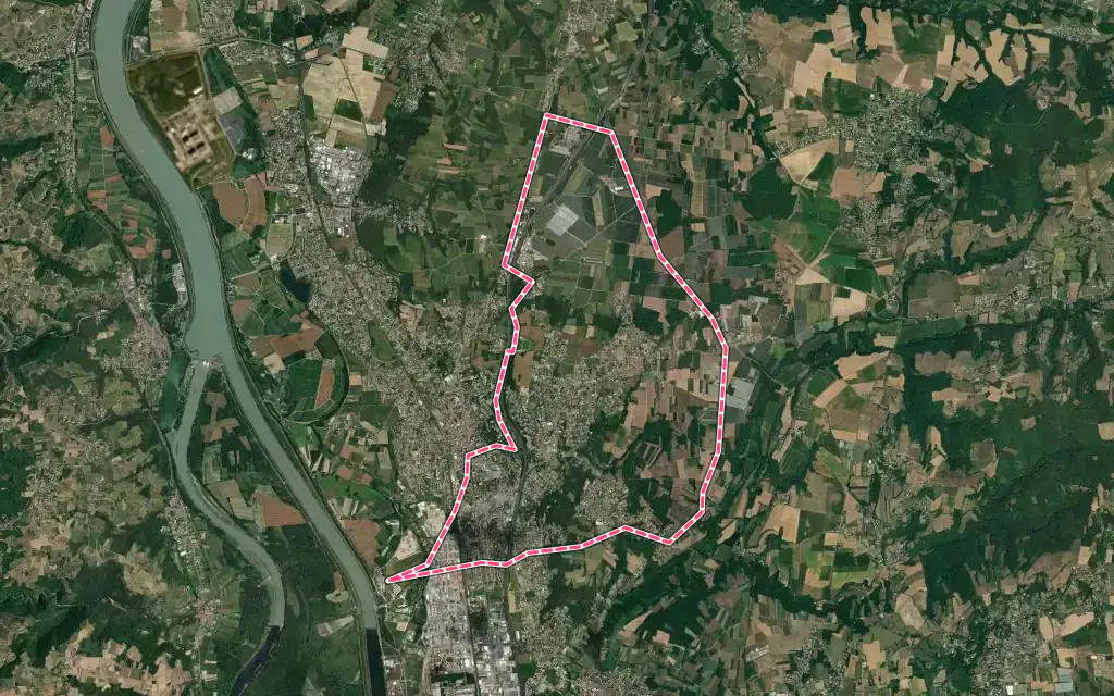 Vue satellite de Roussillon avec ses contours administratifs