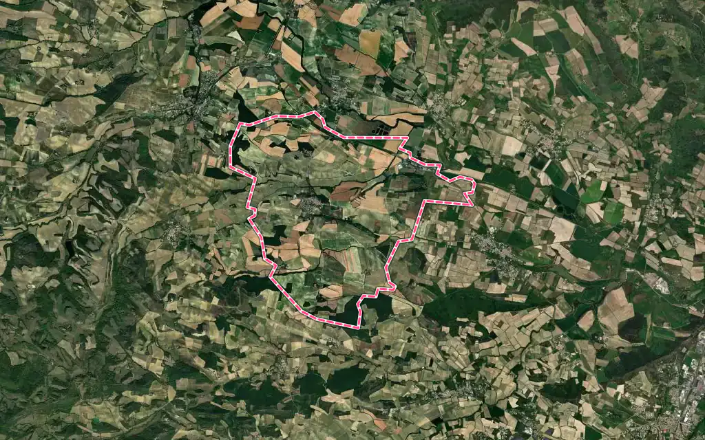 Vue satellite de Routier avec ses contours administratifs