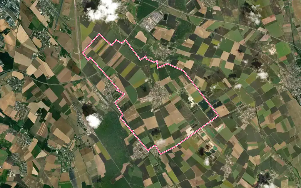 Vue satellite de Rouvres-en-Plaine avec ses contours administratifs