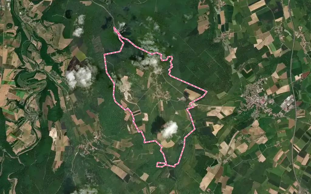 Vue satellite de Rouvres-la-Chétive avec ses contours administratifs