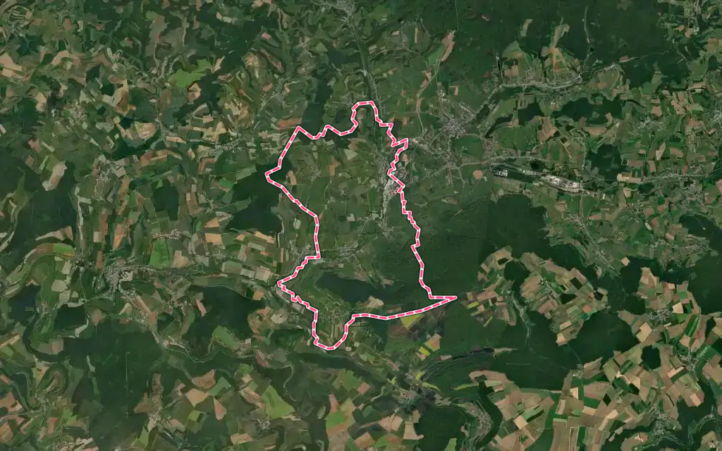 Vue satellite de Rouvroy avec ses contours administratifs