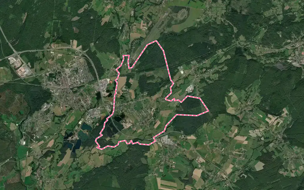 Vue satellite de Roye avec ses contours administratifs
