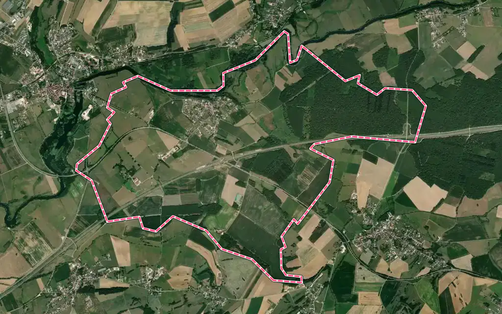 Vue satellite de Ruffey-le-Château avec ses contours administratifs