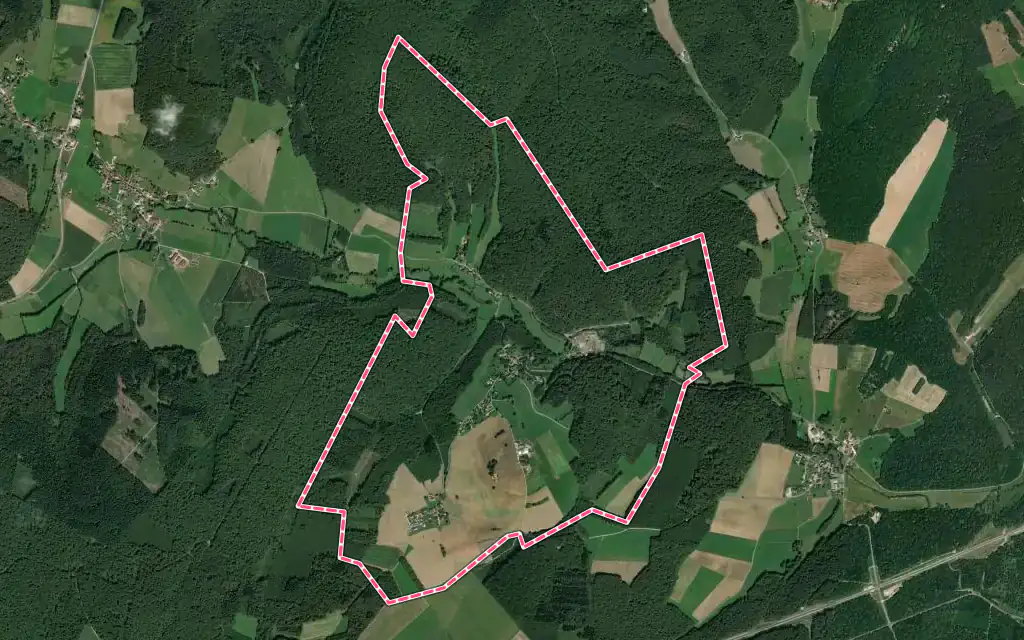 Vue satellite de Ruhans avec ses contours administratifs