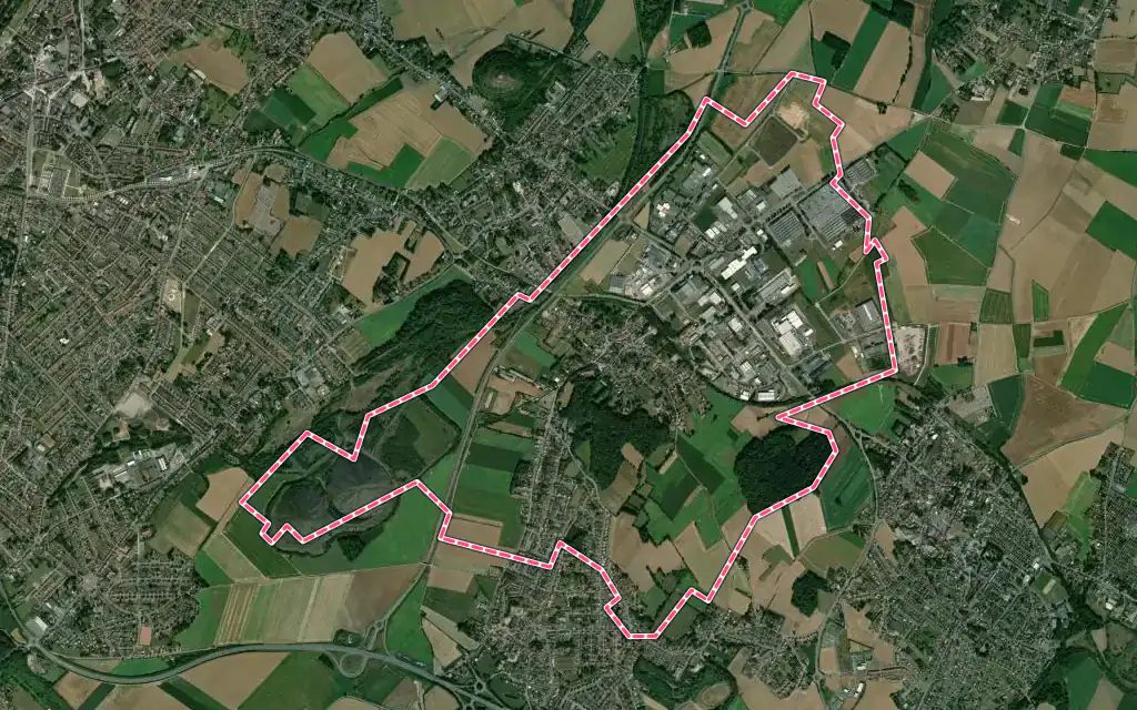 Vue satellite de Ruitz avec ses contours administratifs