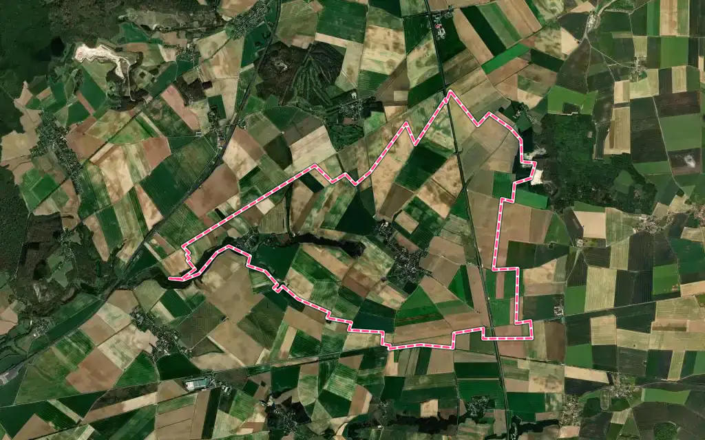 Vue satellite de Rully avec ses contours administratifs