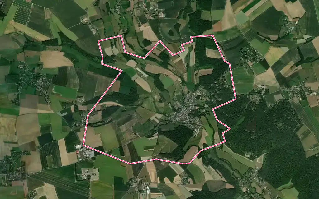 Vue satellite de Ry avec ses contours administratifs
