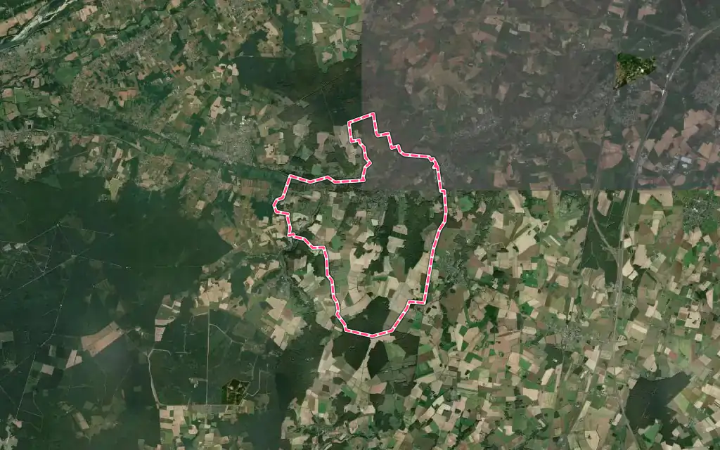 Vue satellite de Saché avec ses contours administratifs