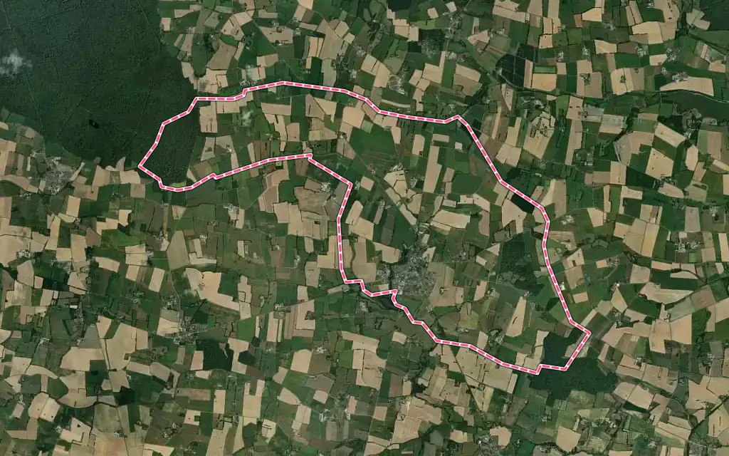 Vue satellite de Saint-Aignan-sur-Roë avec ses contours administratifs