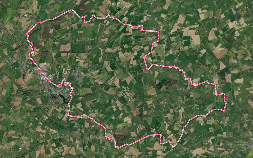Vue satellite de Saint-Amand-Villages avec ses contours administratifs