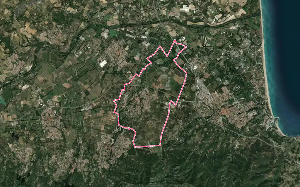Vue satellite de Saint-André avec ses contours administratifs