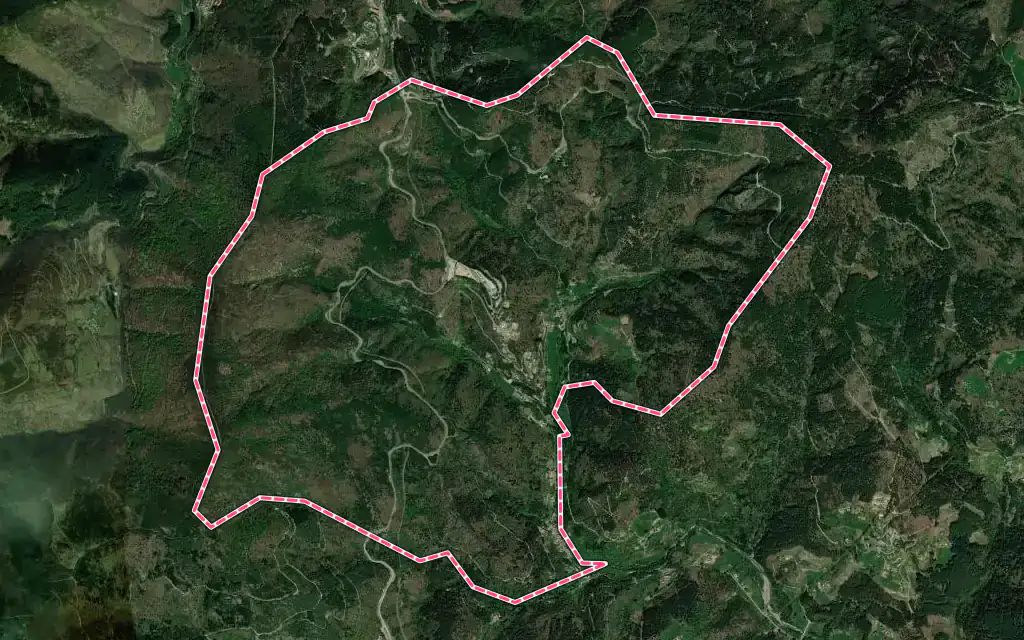Vue satellite de Saint-André-Capcèze avec ses contours administratifs