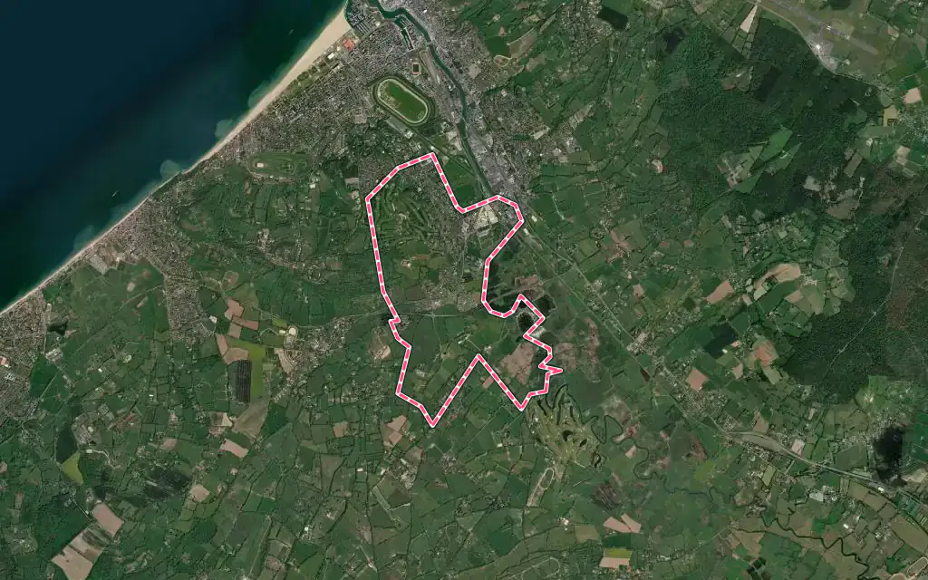 Vue satellite de Saint-Arnoult avec ses contours administratifs
