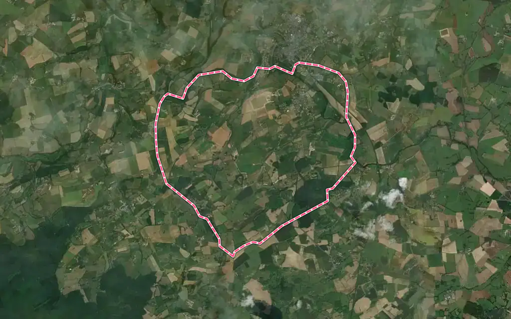Vue satellite de Saint-Aubin-de-Locquenay avec ses contours administratifs