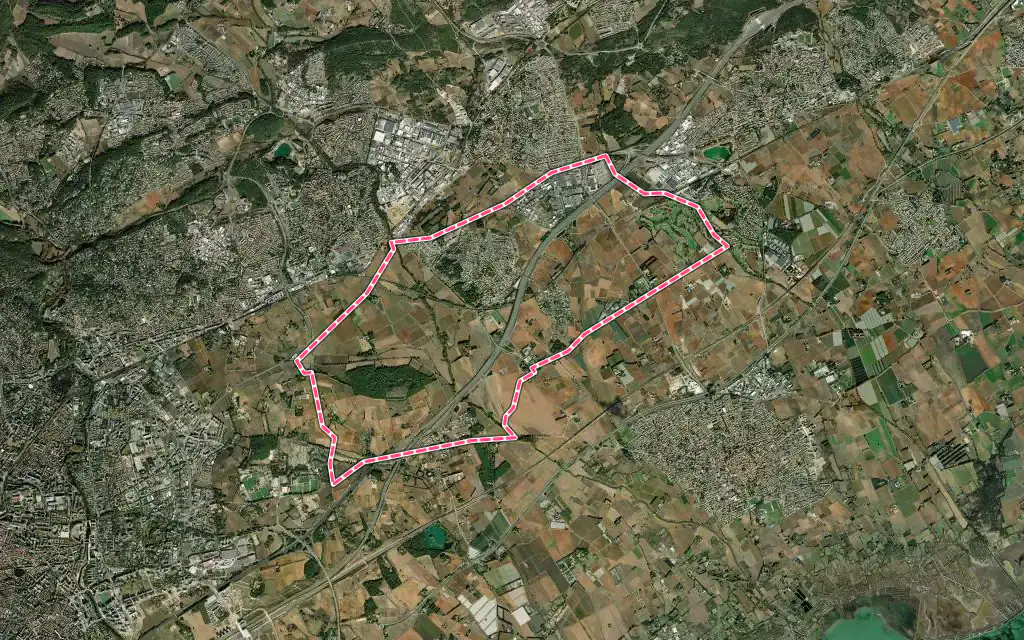 Vue satellite de Saint-Aunès avec ses contours administratifs