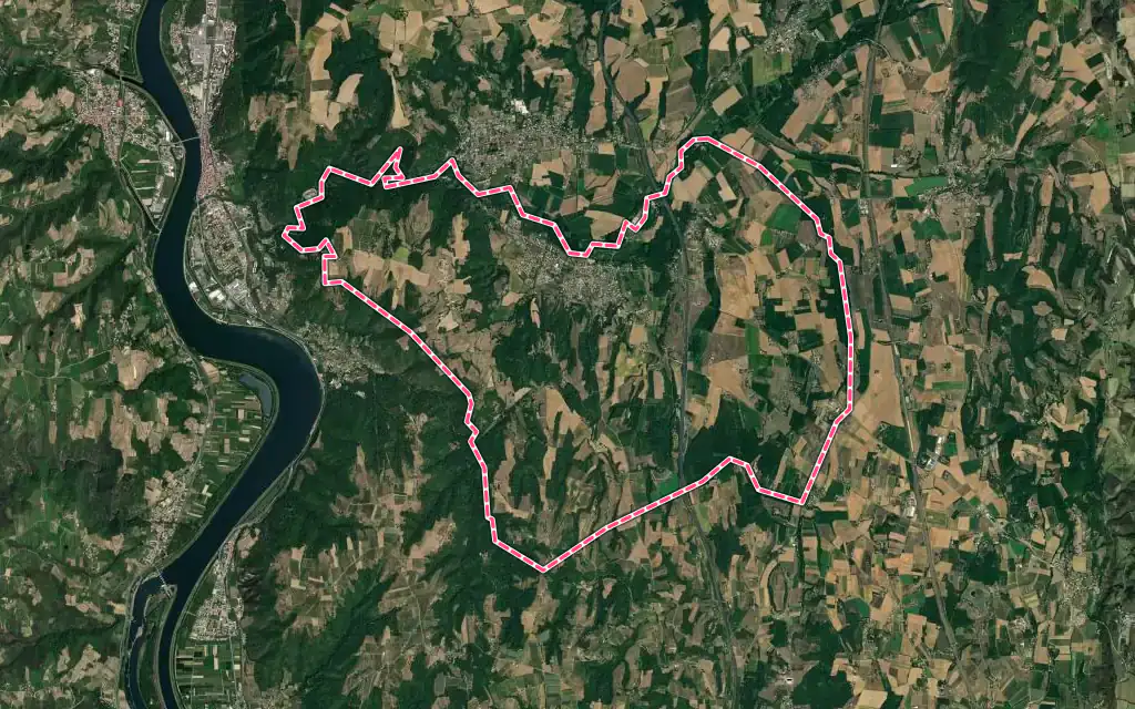 Vue satellite de Saint-Barthélemy-de-Vals avec ses contours administratifs