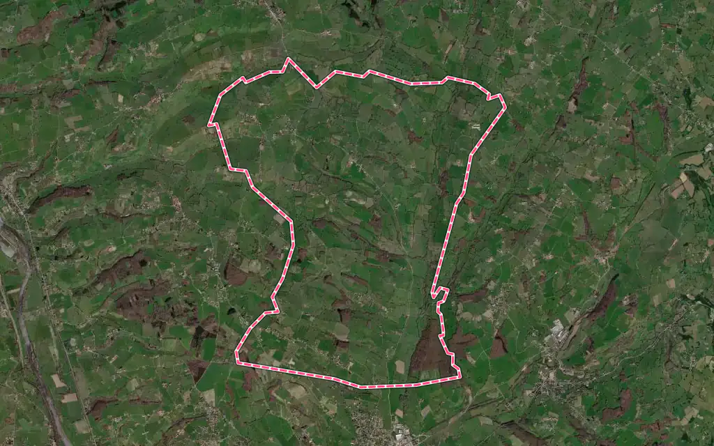 Vue satellite de Saint-Bonnet-de-Cray avec ses contours administratifs