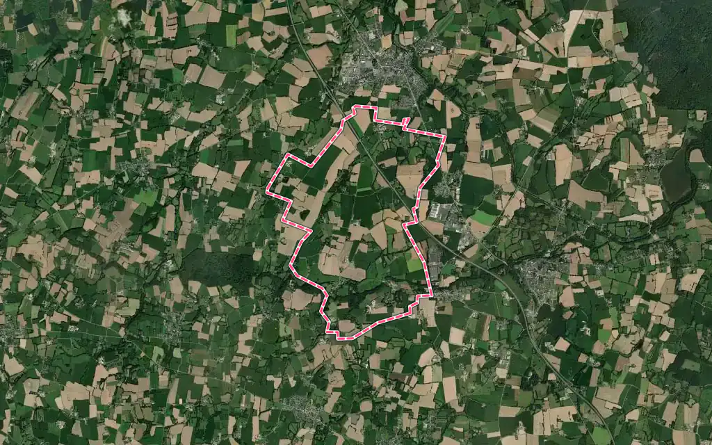 Vue satellite de Saint-Brieuc-des-Iffs avec ses contours administratifs