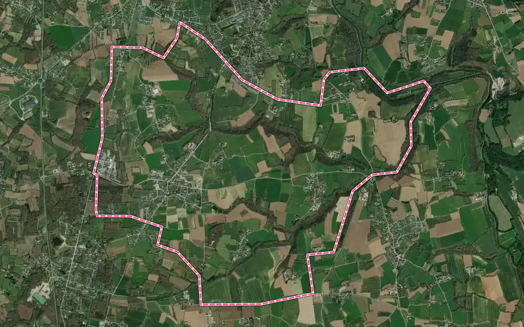 Vue satellite de Saint-Carné avec ses contours administratifs