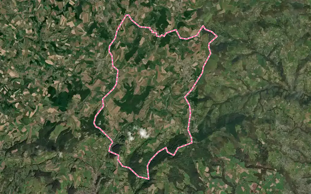 Vue satellite de Saint-Christo-en-Jarez avec ses contours administratifs