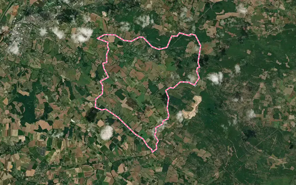 Vue satellite de Saint-Cirq avec ses contours administratifs