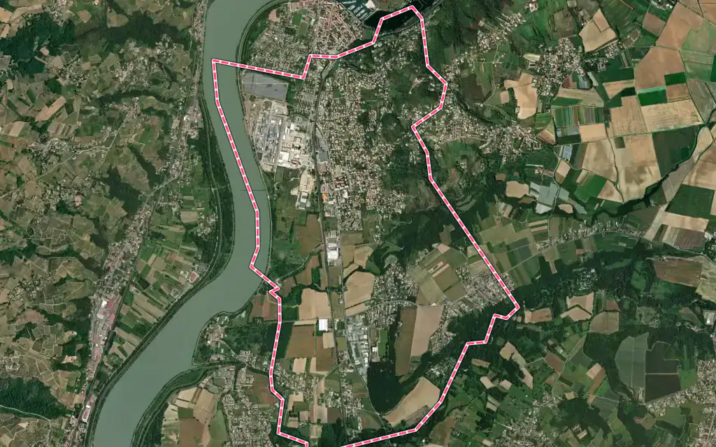 Vue satellite de Saint-Clair-du-Rhône avec ses contours administratifs