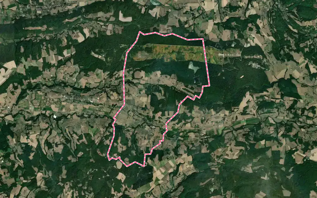 Vue satellite de Saint-Clair-sur-Galaure avec ses contours administratifs