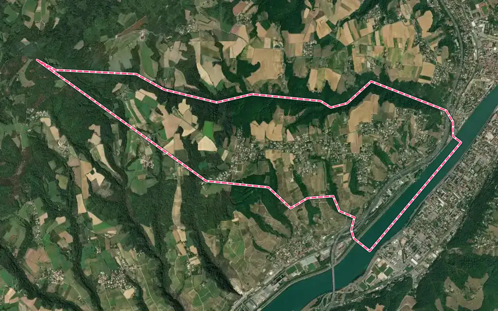 Vue satellite de Saint-Cyr-sur-le-Rhône avec ses contours administratifs