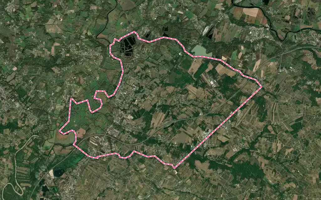 Vue satellite de Saint-Denis-de-Pile avec ses contours administratifs